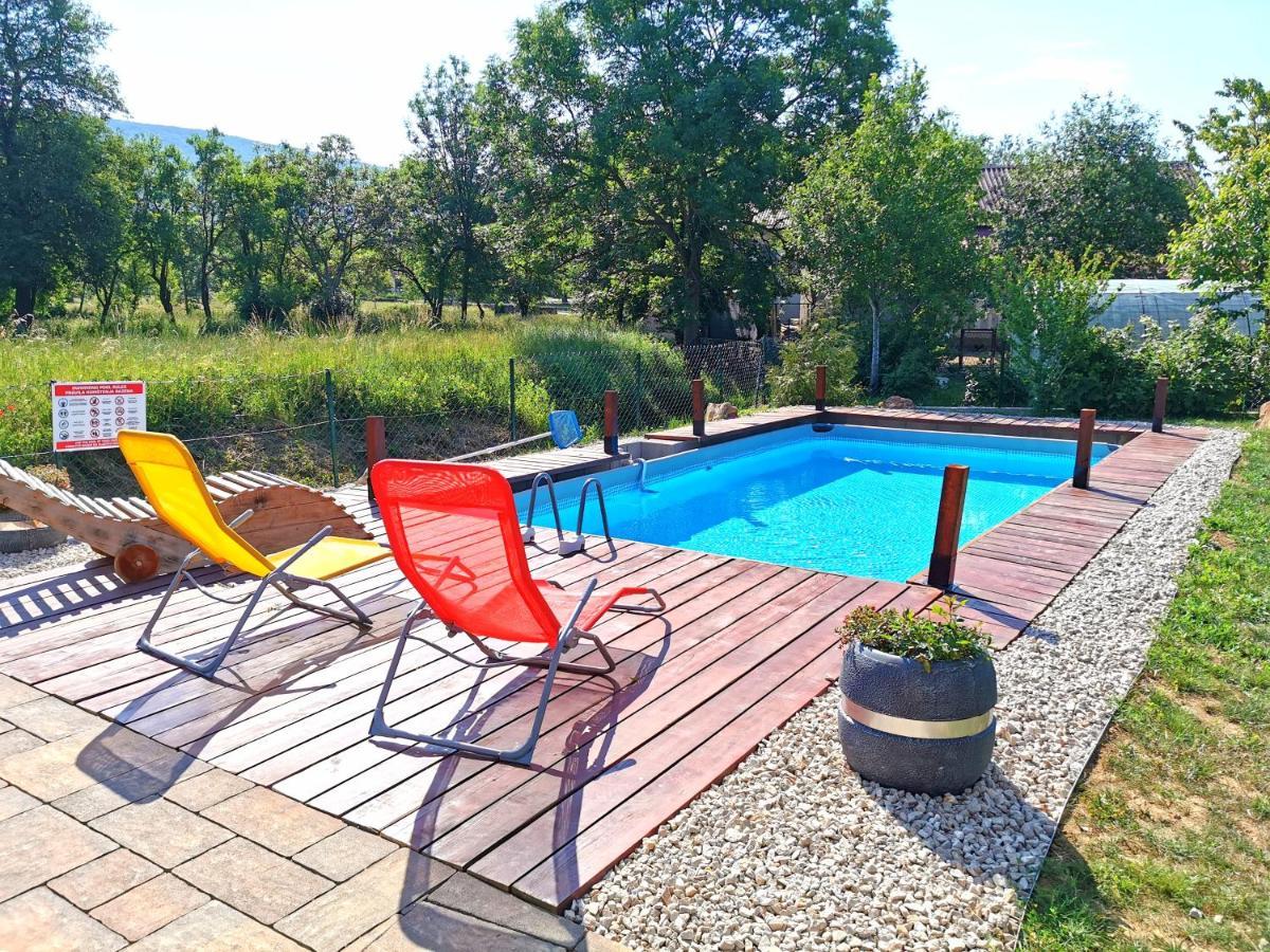 Holiday Home Melani Sinac Exterior photo
