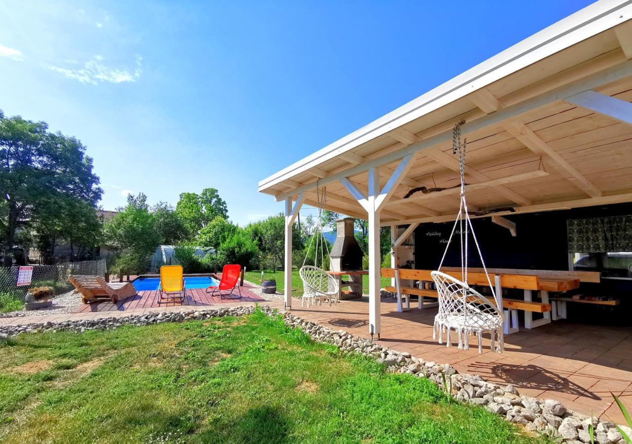 Holiday Home Melani Sinac Exterior photo