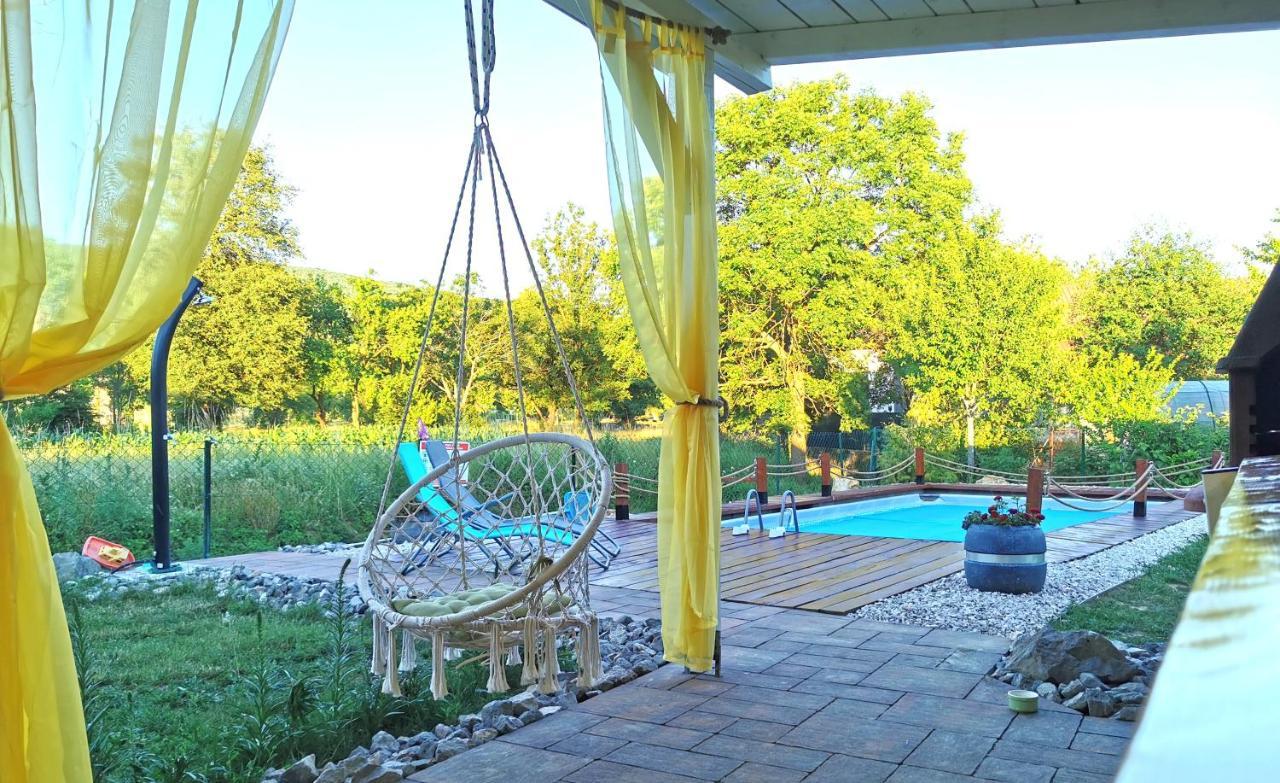 Holiday Home Melani Sinac Exterior photo